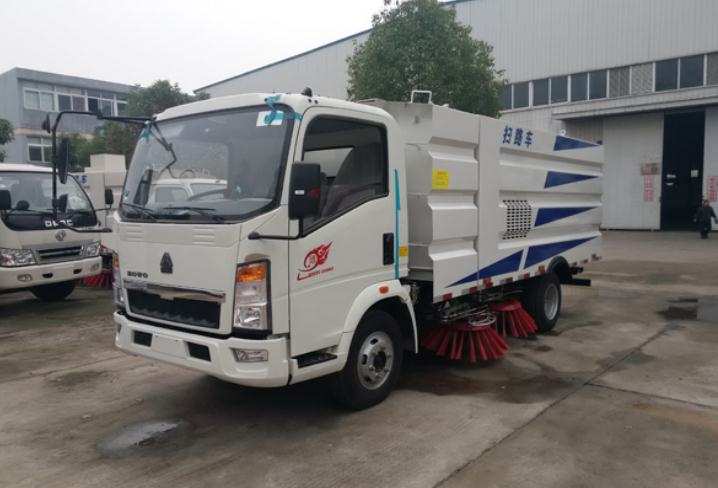 Balayeuse de route Road Sweeper