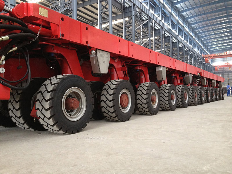 Remorque lourde avec pneus de 16 pouces Heavy Trailer with 16 Inch Tires