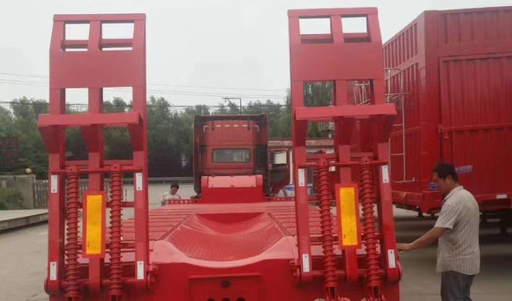 remorque surbaissée lowboy trailer